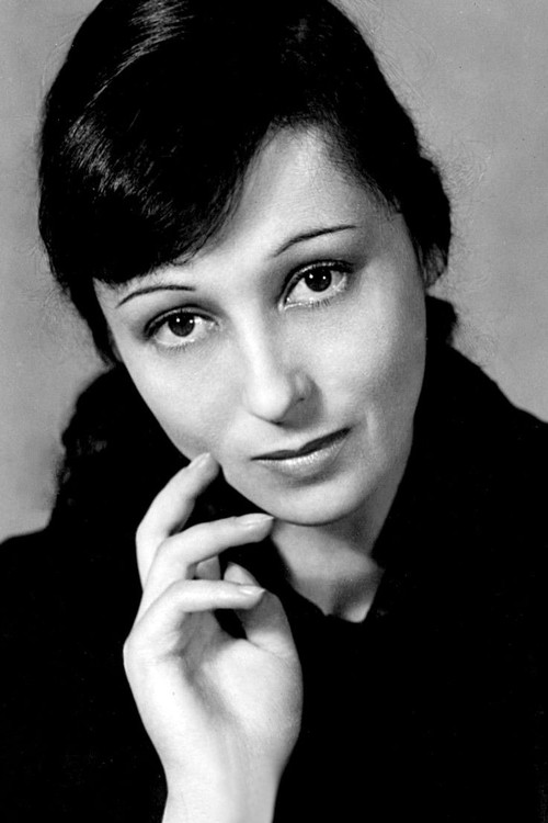 Photo of Luise Rainer
